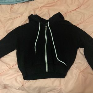 Women’s cropped zip up